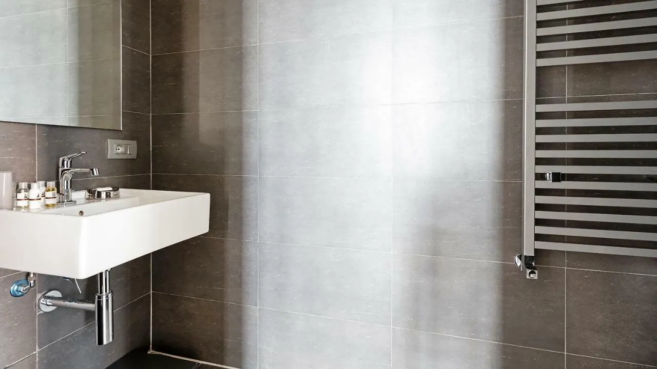 Italianway - Capelli 2 Apartment Milan