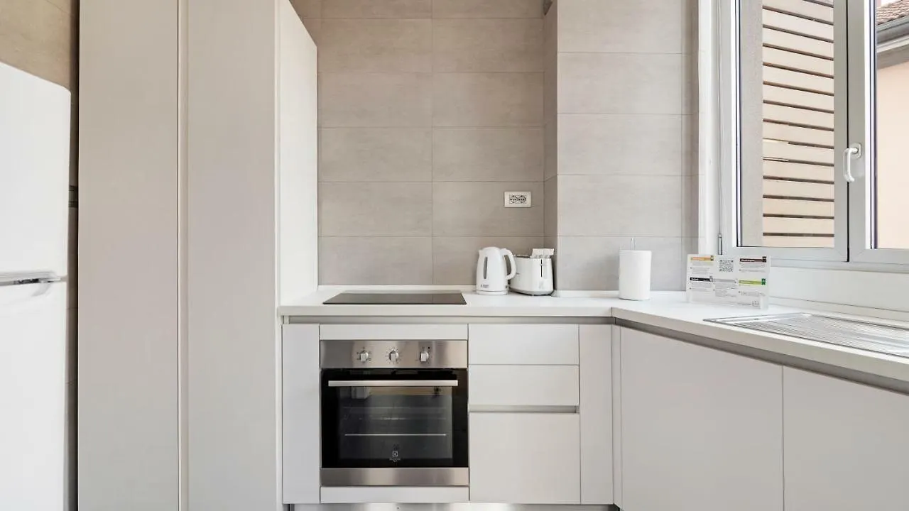Italianway - Capelli 2 Apartment Milan Italy